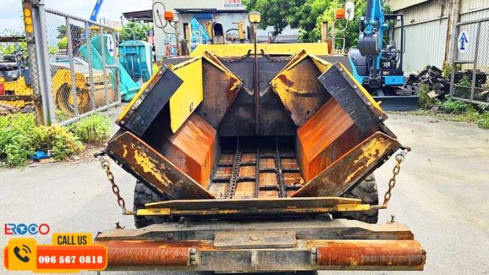 những ưu thế của máy rải thảm Sumitomo HB2045W?