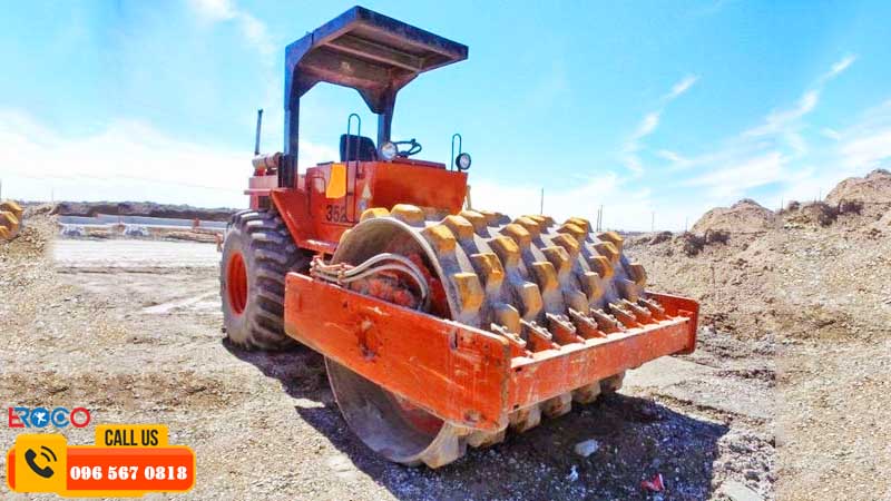 thi công máy lu chân cừu