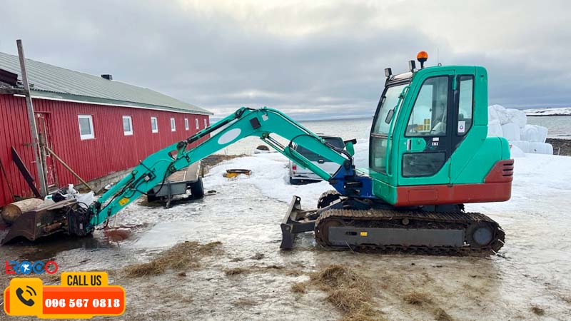 Khung gầm và bánh xích mạnh mẽ