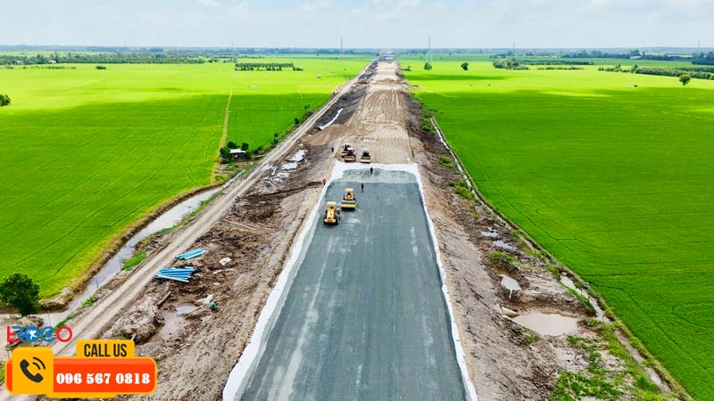 có nhiều dòng máy thi công cấp phối đá dăm hiện nay