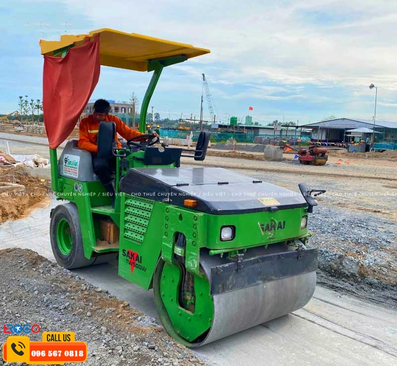 Kiểm tra công suất động cơ trước khi thuê máy lu rung